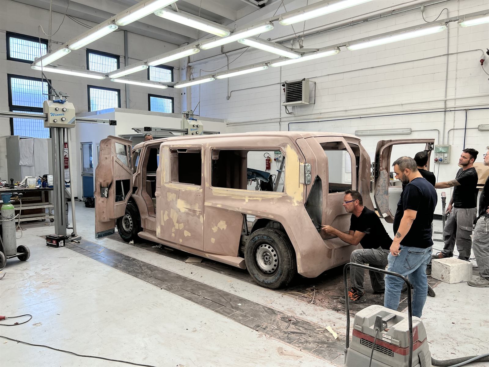 Shaping the body of the ETIOCA prototype
