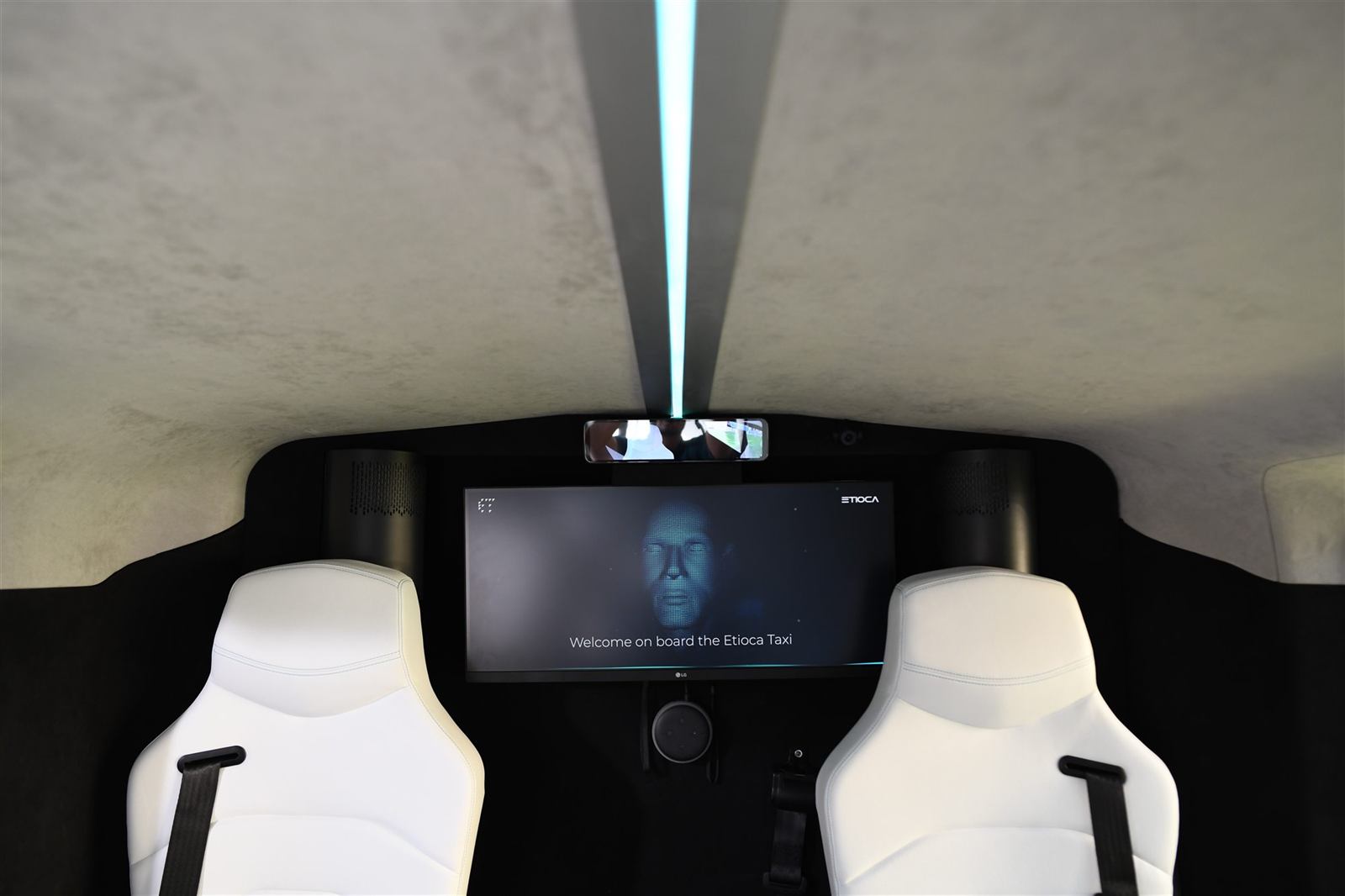 The ETIOCA passenger cabin with its multimedia screen